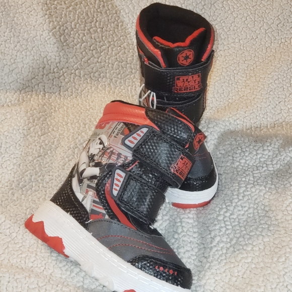 Starwars Winter Boots - Picture 4 of 4